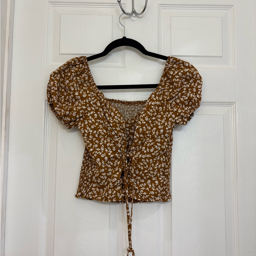 Girl’s Brown Floral Tie-Front Puff Sleeve Top